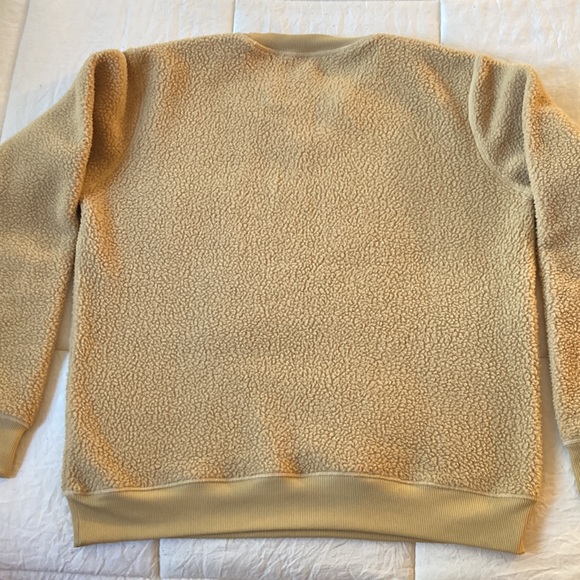 Tan/camel Mens size medium fleece sweatshirt - Picture 6 of 6